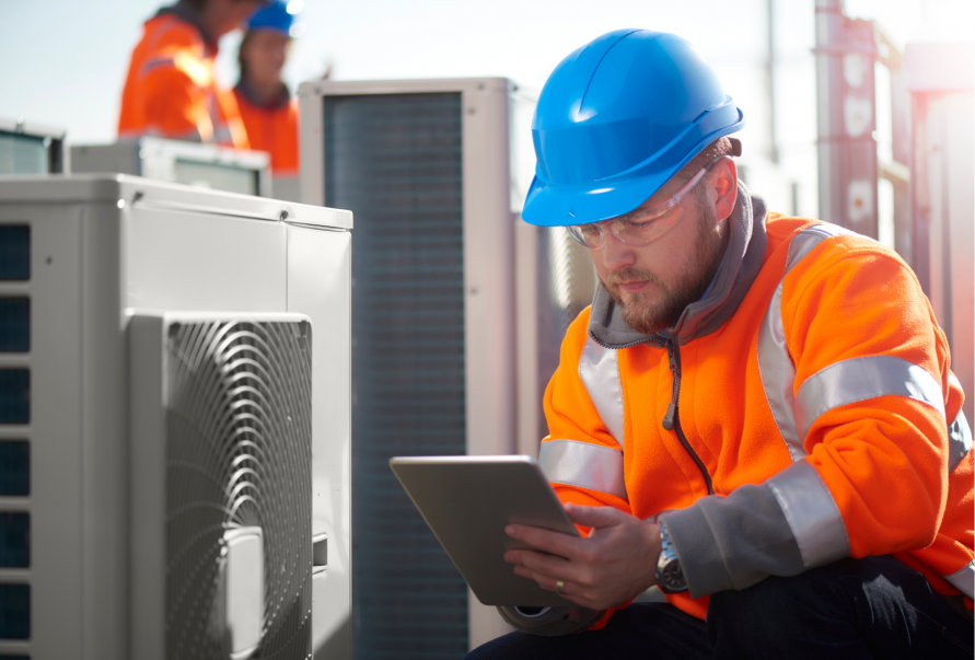 Maintenance Manager checking the health of an Air Conditioner in an Asset Performance Management software
