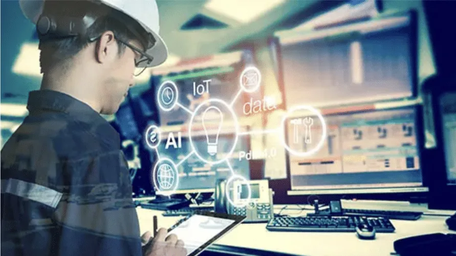 Wie berechnen Anlagenbetreiber Business Cases für Data Driven Services? Engineer looking for data driven solutions - Arificial Intelligence, Predictive Maintenance, Industry 4.0