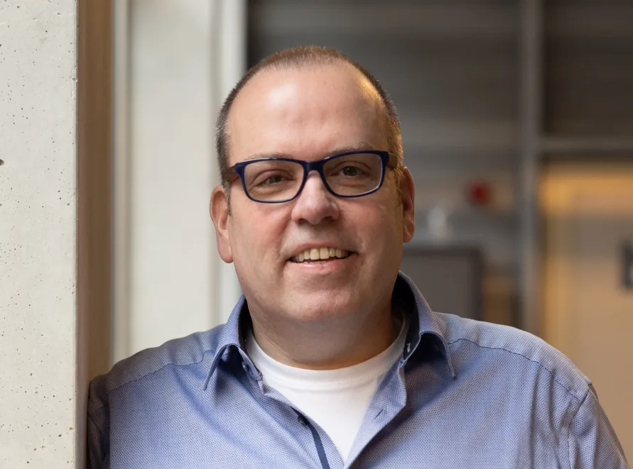 Using Streaming Data from your Assets to Prevent Outages Jules Oudmans - Director Consultancy - UReason